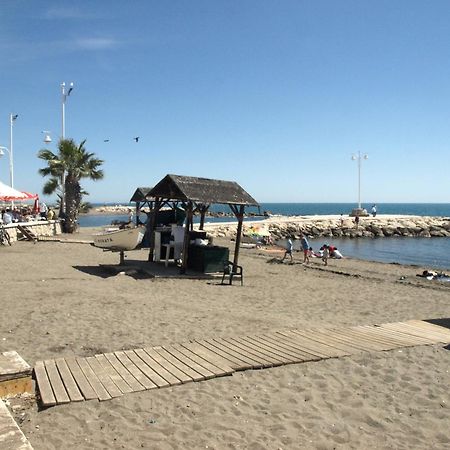 Malagaonbeach 1 - Two Bedrooms - Up To 3 People - 10 Meters Beach Kültér fotó