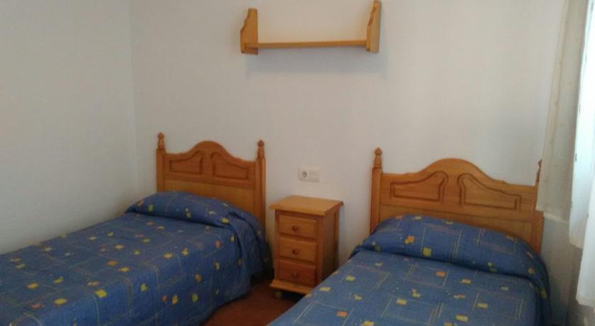 Malagaonbeach 1 - Two Bedrooms - Up To 3 People - 10 Meters Beach Szoba fotó