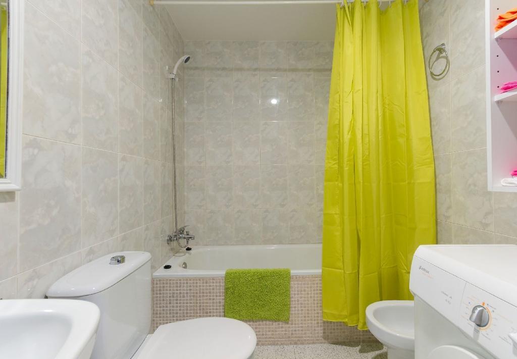 Malagaonbeach 1 - Two Bedrooms - Up To 3 People - 10 Meters Beach Szoba fotó