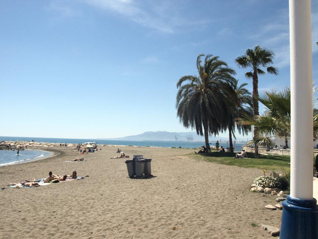 Malagaonbeach 1 - Two Bedrooms - Up To 3 People - 10 Meters Beach Szoba fotó