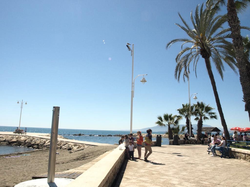 Malagaonbeach 1 - Two Bedrooms - Up To 3 People - 10 Meters Beach Szoba fotó