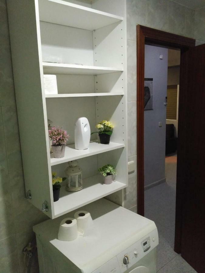 Malagaonbeach 1 - Two Bedrooms - Up To 3 People - 10 Meters Beach Kültér fotó